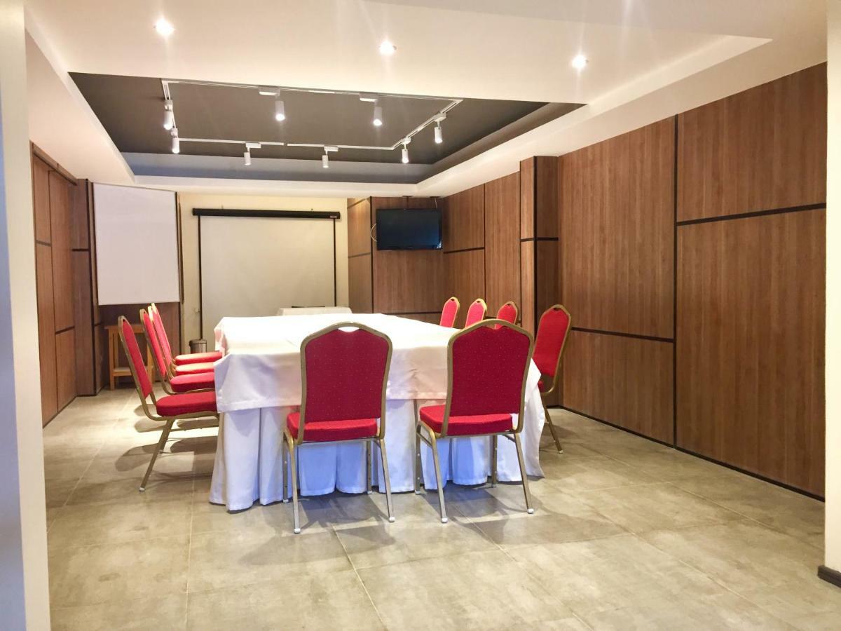 Ku Hotel Turismo 테무코 외부 사진